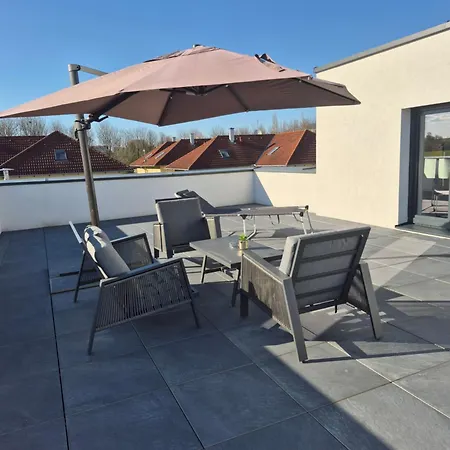 Apartmán Neubauwohnung Mit 80 M2 Terrasse, 8 Minuten Von Entfernt Linec