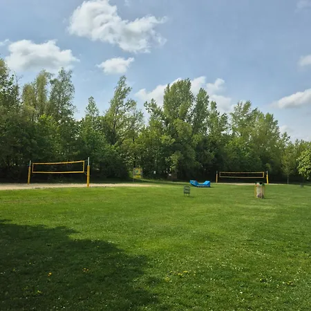 Neubauwohnung Mit 80 M2 Terrasse, 8 Minuten Von Entfernt * Linz