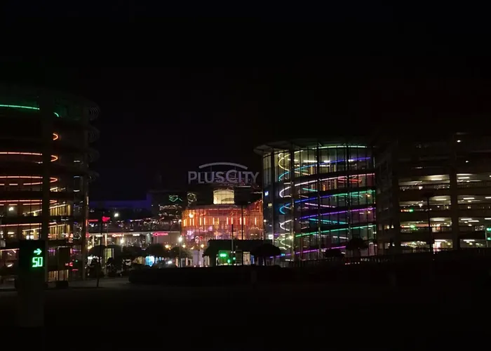 Daire Neubauwohnung Mit 80 M2 Terrasse, 8 Minuten Von Entfernt