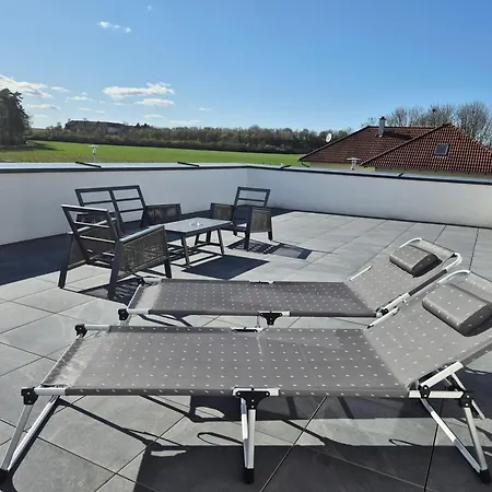 Neubauwohnung Mit 80 M2 Terrasse, 8 Minuten Von Entfernt * Linz